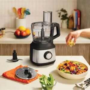 8-Cup Food Processor - Stainless Steel ( NEW WITH BOX)